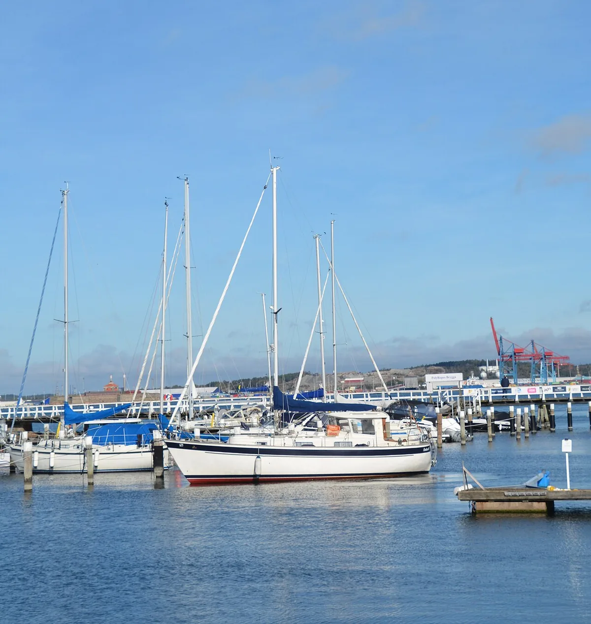 Fotografia de um exemplar de Hallberg-Rassy 94 Kutter