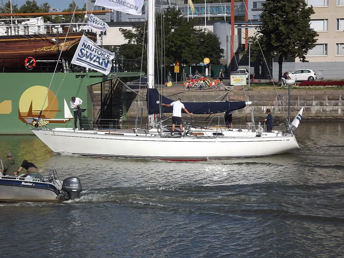 Fotografia de um exemplar de Nautor Swan 44
