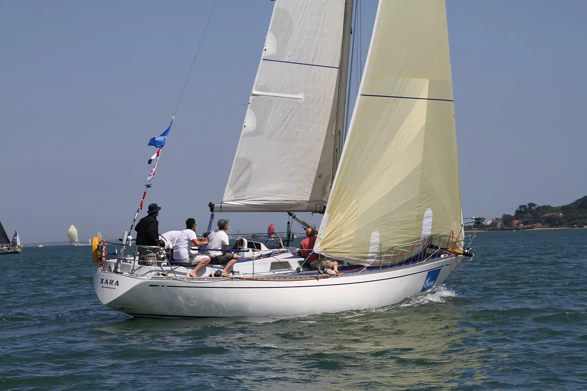 Fotografia de um exemplar de Nautor Swan 38
